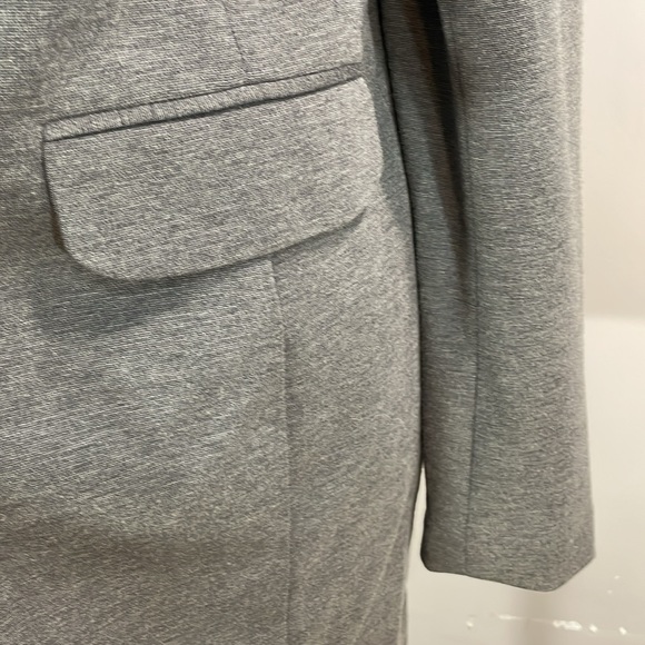 Dalia size large grey blazer NWT classic capsule piece great for workwear - Picture 8 of 17